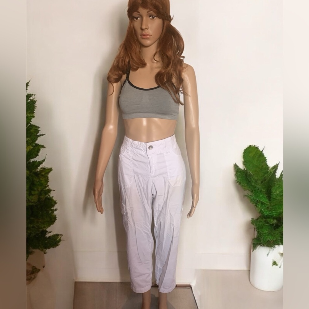 DKNY White Cargo Pants - Women’s Size 12